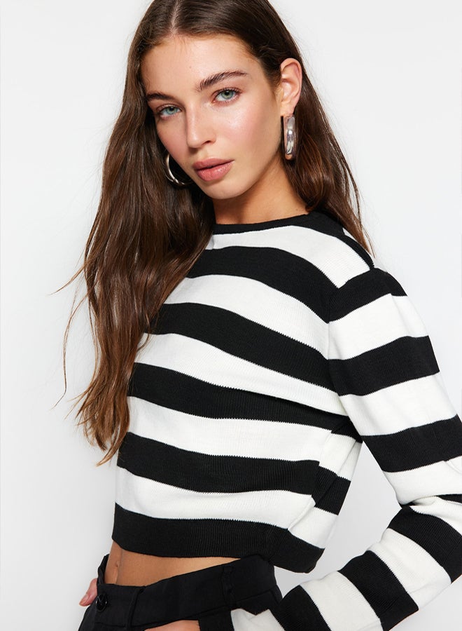 trendyol Black Crop Basic Striped Knitwear Sweater - Image 2