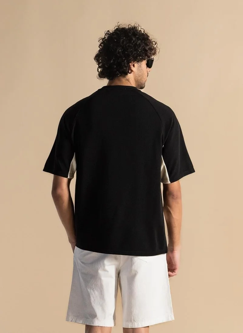 SHAPES DETAILED EMBROIDERED T-SHIRT