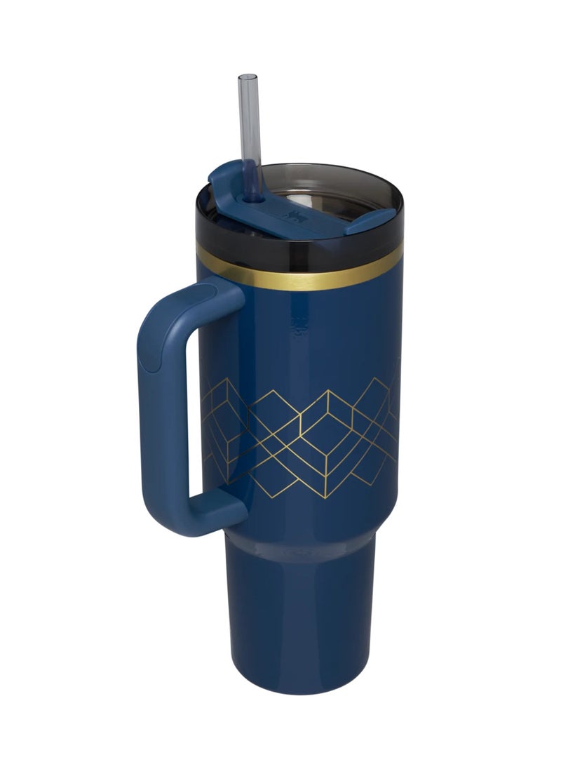Stanley Cup Quencher H2.0 Nightfall Gloss Deco made of stainless steel 40 oz