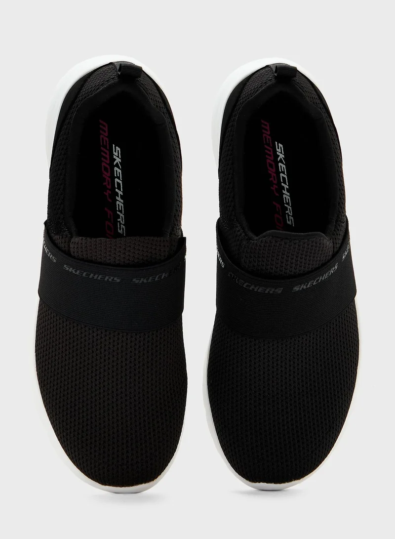 SKECHERS Dynamitght 2.0