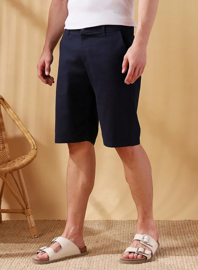 Dennis Lingo Men's White Cotton Blend Solid Pattern Knee Length Bermuda Regular Fit Shorts