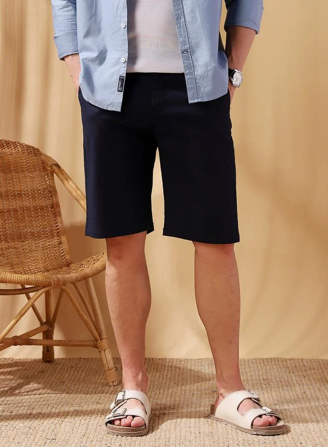 Dennis Lingo Men's White Cotton Blend Solid Pattern Knee Length Bermuda Regular Fit Shorts