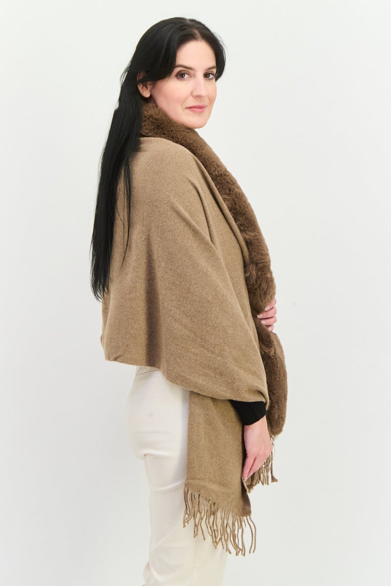 London Fog Women Faux Fur 160 x 60 cm Scarves, Dark Tan  - Image 3