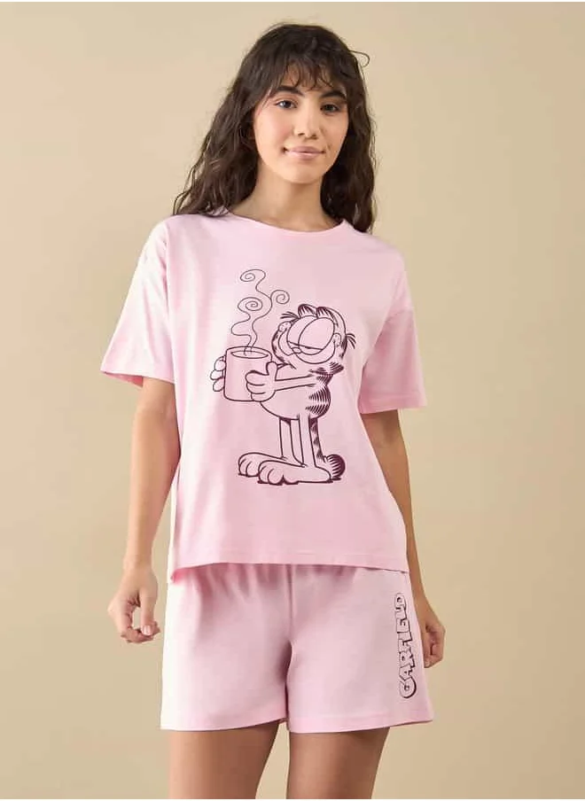 فاف Garfield Print T-shirt and Shorts Set