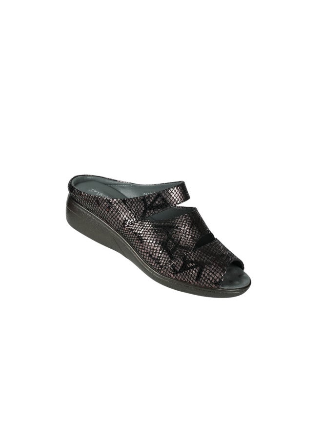 Michelle Morgan 092-2840 Michelle Morgan Ladies Flat Casual Sandals 2418-20 Grey  - Image 2
