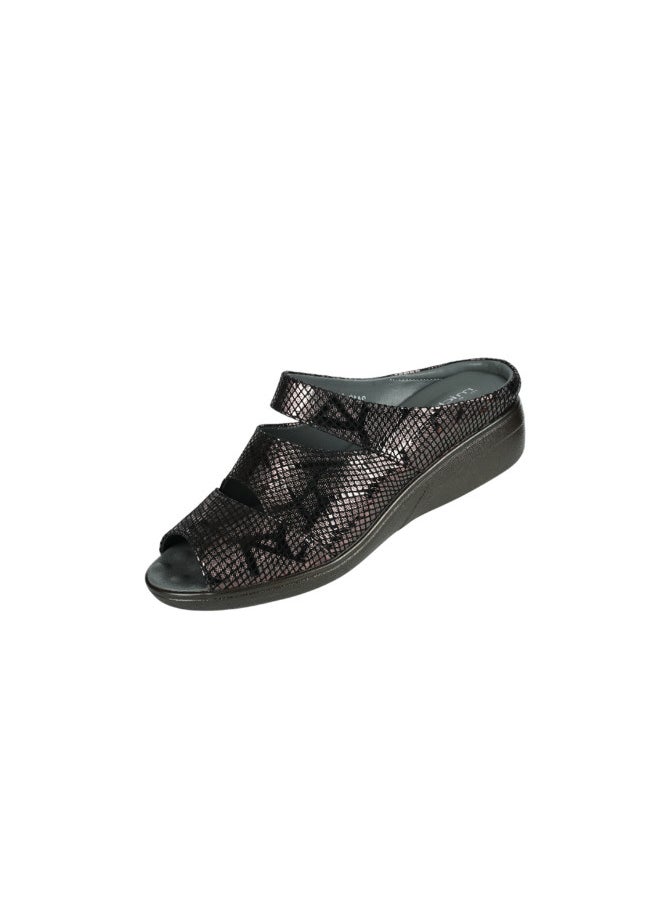 Michelle Morgan 092-2840 Michelle Morgan Ladies Flat Casual Sandals 2418-20 Grey  - Image 1
