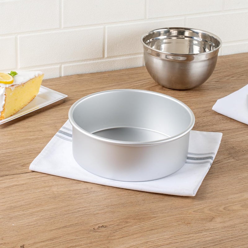 Restaurantware -Met Lux 8 x 3 Inch Straight-Sided Baking Tin, 1 Round Cake Pan - Oven-Ready, Freezable, Anodized Aluminum Round Baking Pan, Greaseproof, For Layer Birthday Cake - Image 4