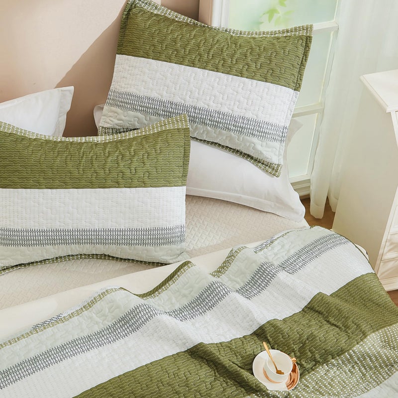 Andency أند آند آند كوين لحاف الفراش مجموعة الزيتون 3 قطع رقمية خضراء خضراء مخططة الفائقة ناعمة أغطية الأسرّة الخفيفة الوزن المحددة مع 2 وسادة شمس لجميع الفصول (90 "" x96 ") - Image 3