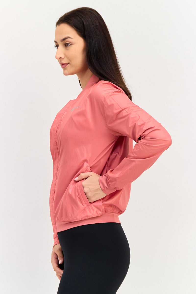 Nike جاكيت رياضي للنساء مناسب للجري، كورال - Image 3