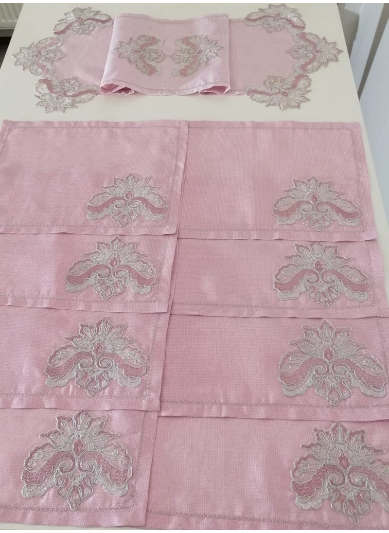 Lady Rio Presentation Set for 8 Persons with Placemat, Runner and Suppli. French Lace Presentation Set  - Image 3