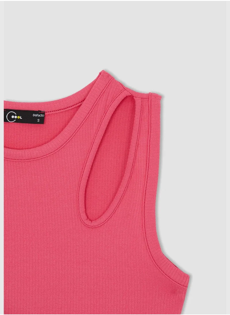 DeFacto Fitted One Side Cut Out Crop Top