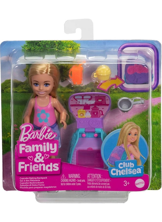 Barbie Barbie Family & Friends x Chelsea Club Cupcake Baking Backpack Doll (15.2 cm)  - Image 1