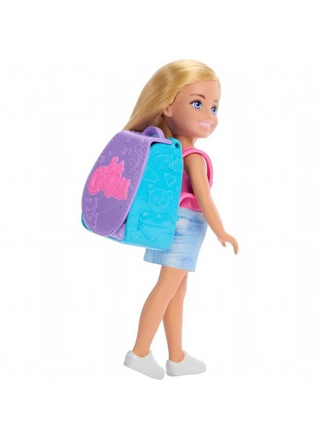 Barbie Barbie Family & Friends x Chelsea Club Cupcake Baking Backpack Doll (15.2 cm)  - Image 2