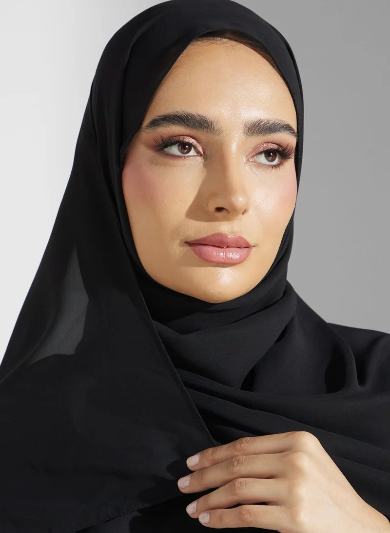 خزانة Embellished Detail Abaya