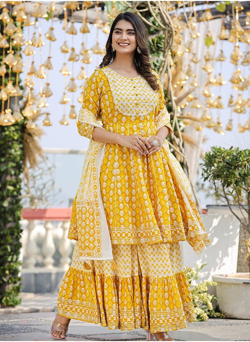 Swadesh Souq طقم شارايا كورتا شيكانكاري قطني أنيق باللون الأصفر مع دوباتا  - Image 3