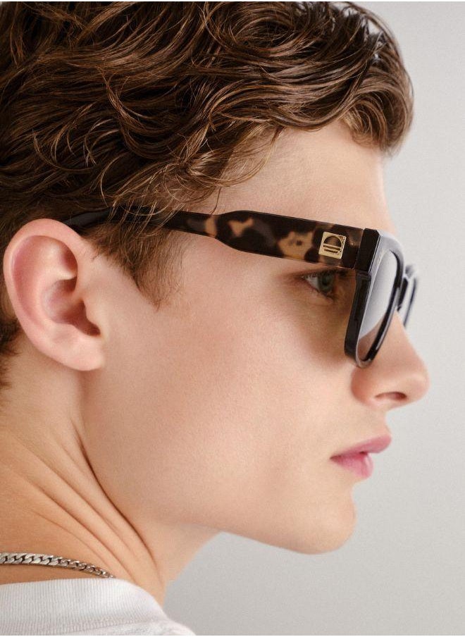 Solarized MODERN D-FRAME Luxury Sunglasses for Men & Women – High Quality Designer Eyewear, UV Protection, Stylish Frames, Timeless Elegance, and Fashionable Eye Shades  - Image 4