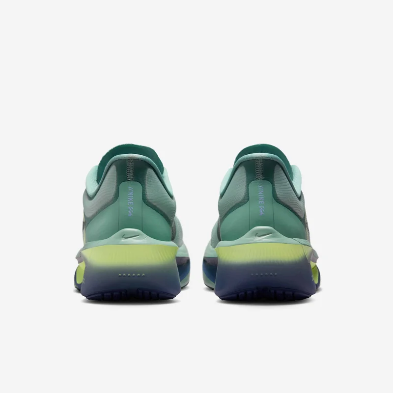 Nike Men's Zoom Fly 6 Road Running Shoes