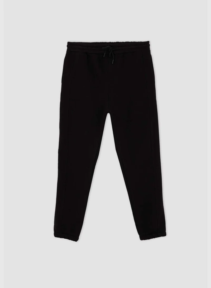 ديفاكتو Man Knitted Jogger