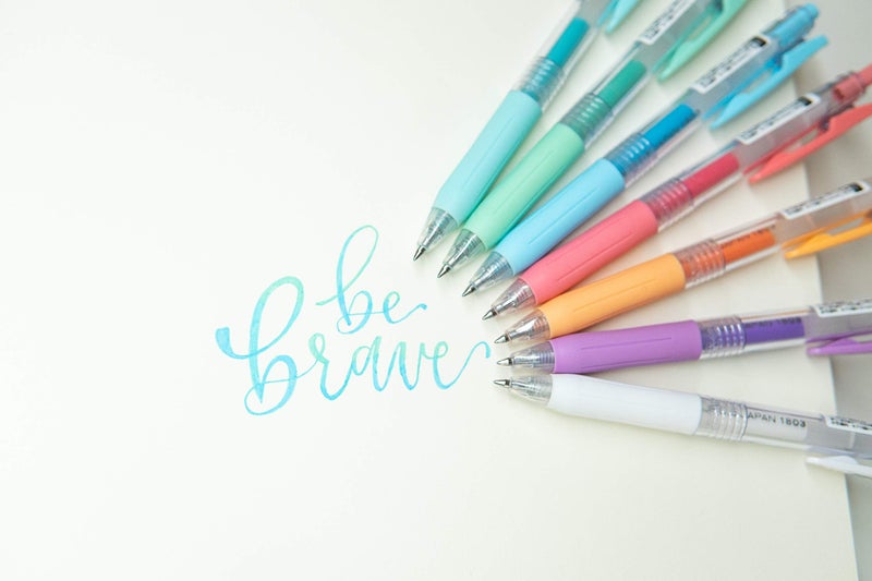 Zebra Pen قلم جل قابل للسحب من زيبرا بن ساراسا كليب، نقطة رفيعة، 0.5 مم، ألوان حليب متنوعة، عبوة 8 قطع - Image 4