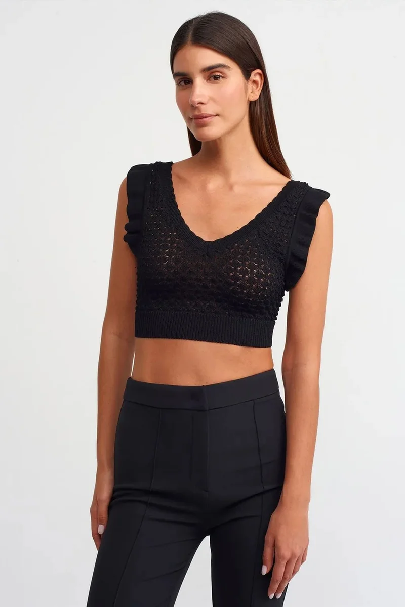 DILVIN Textured Sleeveless Crop Blouse with Tie Detail