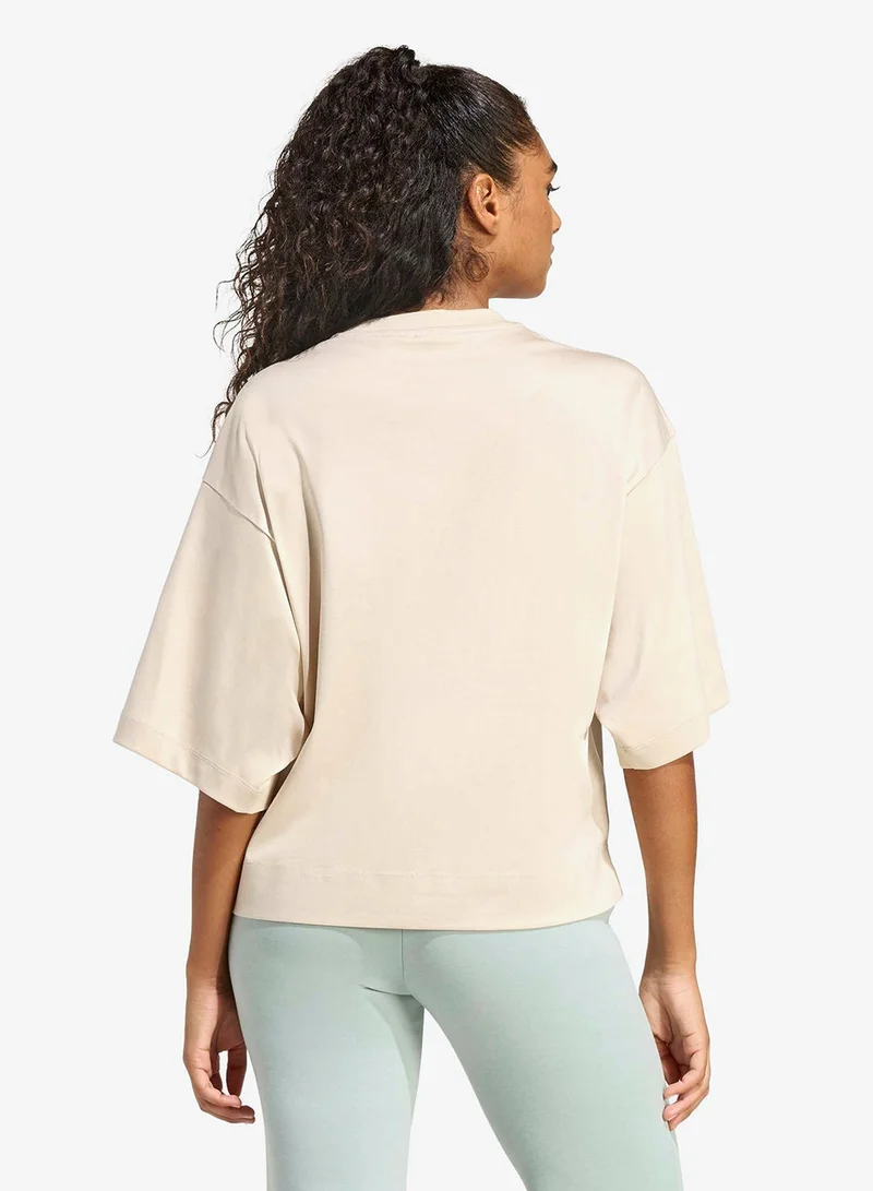 اديداس تي شيرت لوكس ناعم فضفاض