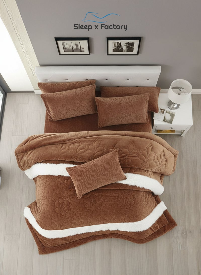 Sleep x Factory LISA 6-Piece Winter Velvet Comforter Set – King 240×260 cm - Image 3