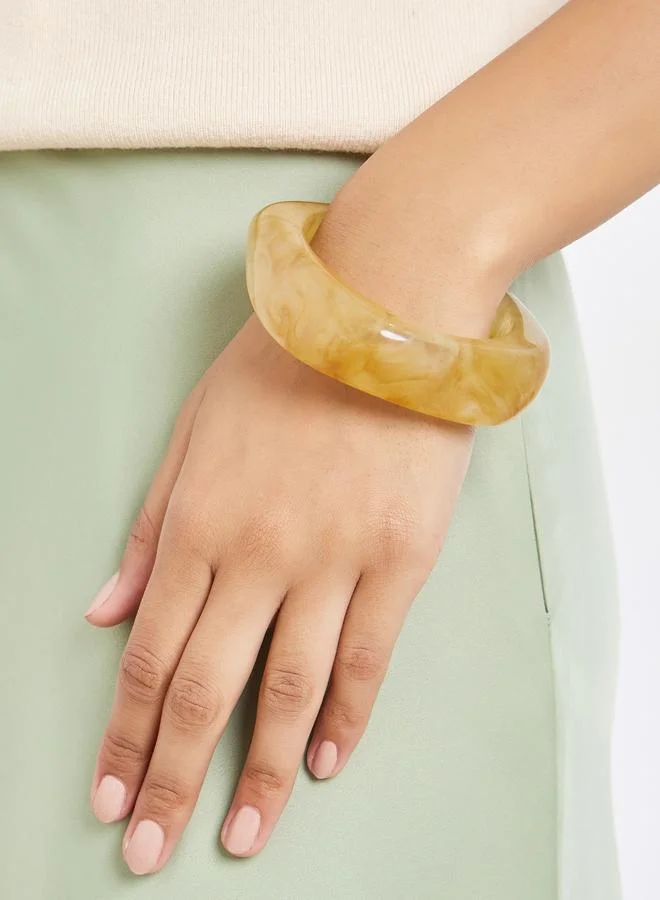 ستايلي سوار بهندسة رخامية