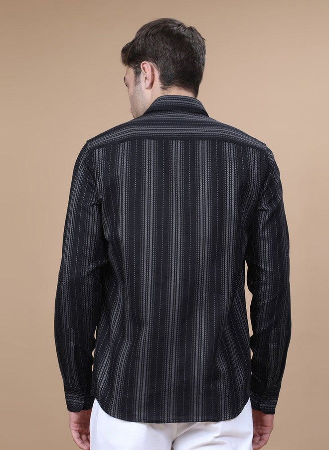 Hence Men Vertical Striped Spread Collar Cotton Casual Shirt - Image 5