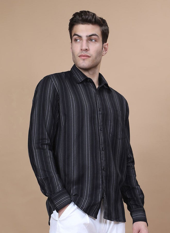Hence Men Vertical Striped Spread Collar Cotton Casual Shirt - Image 3