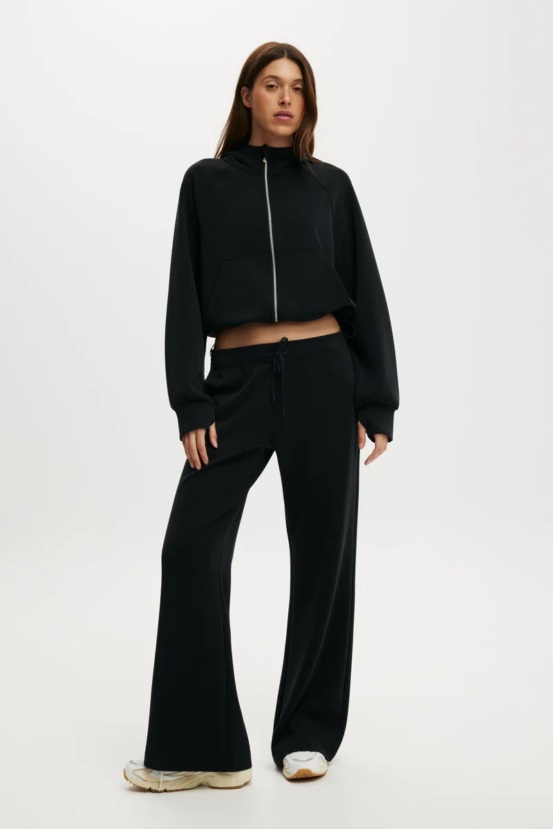 ULTIMATE SOFT WIDE LEG PANT