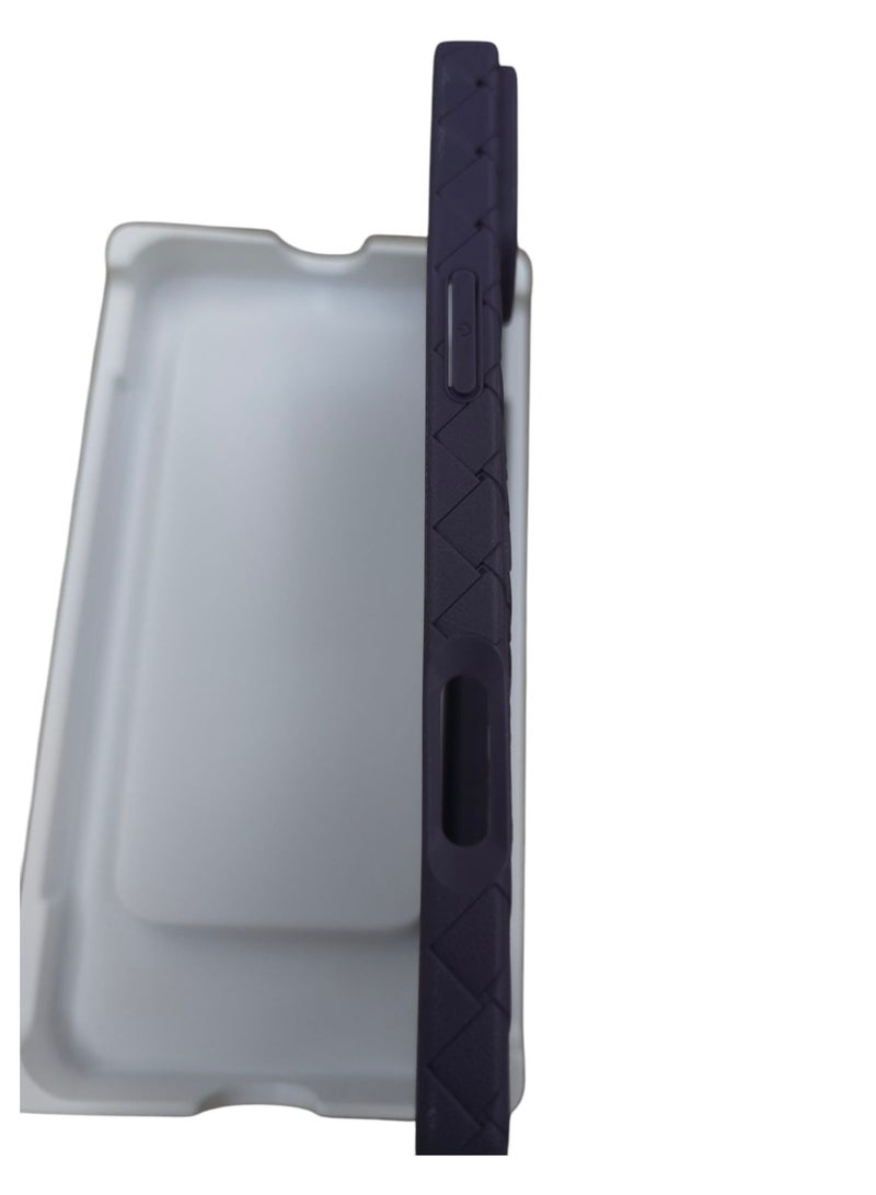 جراب لهاتف 16بلس مقاس 6.7 بوصة، مصنوع من نسيج كامل، ملمس الجلد، أداة مبتكرة تجمع بين الحماية القصوى والتصميم الأنيق، باستخدام مواد عالية الجودة وتقنيات متقدمة، اللون: (بنفسجي) - Image 5