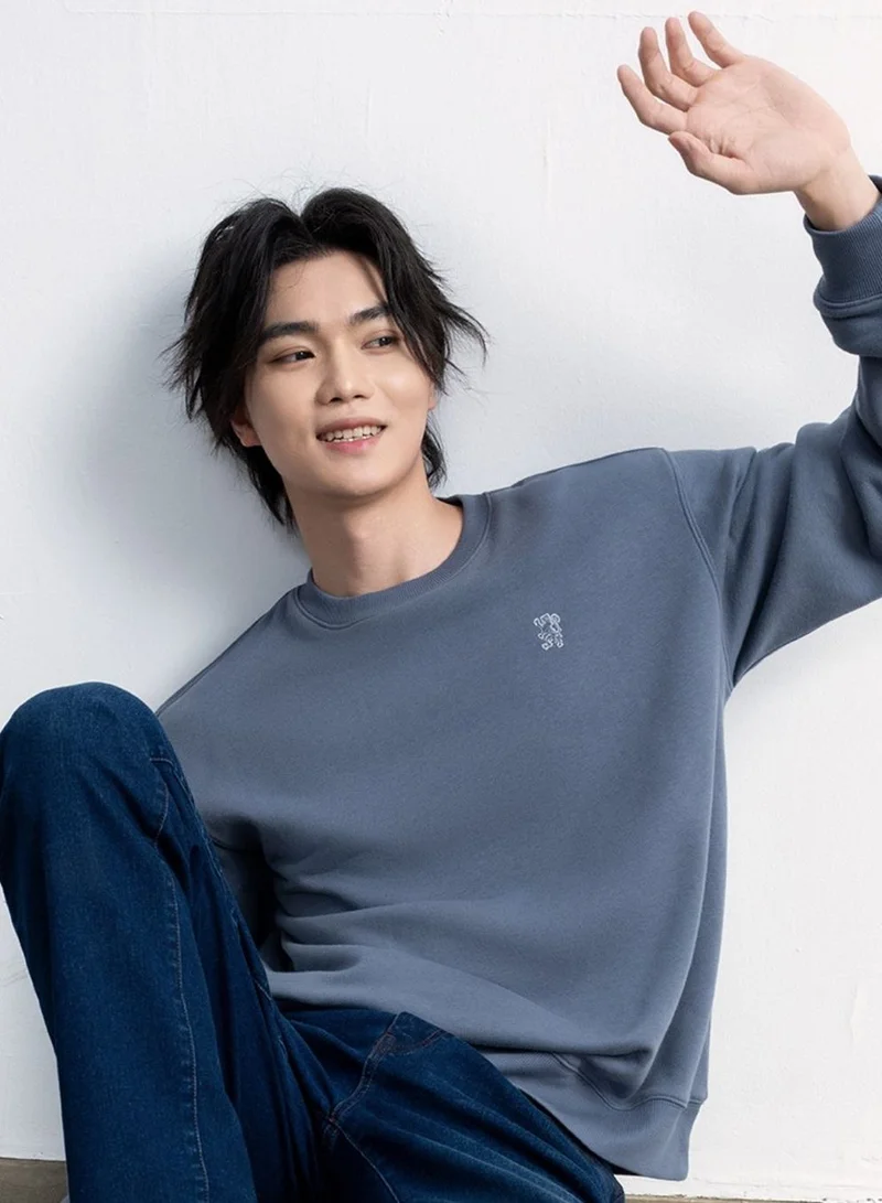 جيوردانو سويت شيرت رجالي بياقة دائرية من نسيج التيري الفرنسي بقصة مريحة