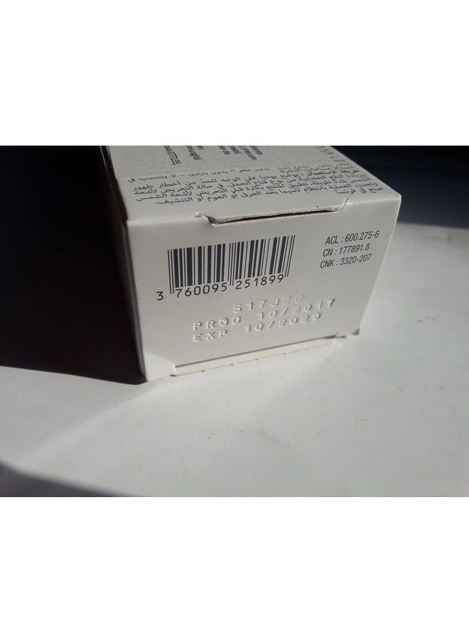 ACM Depiwhite M Cream - Protective Cream - SPF50+ 40ml/1,7 oz - Pantalla Solar  - Image 5