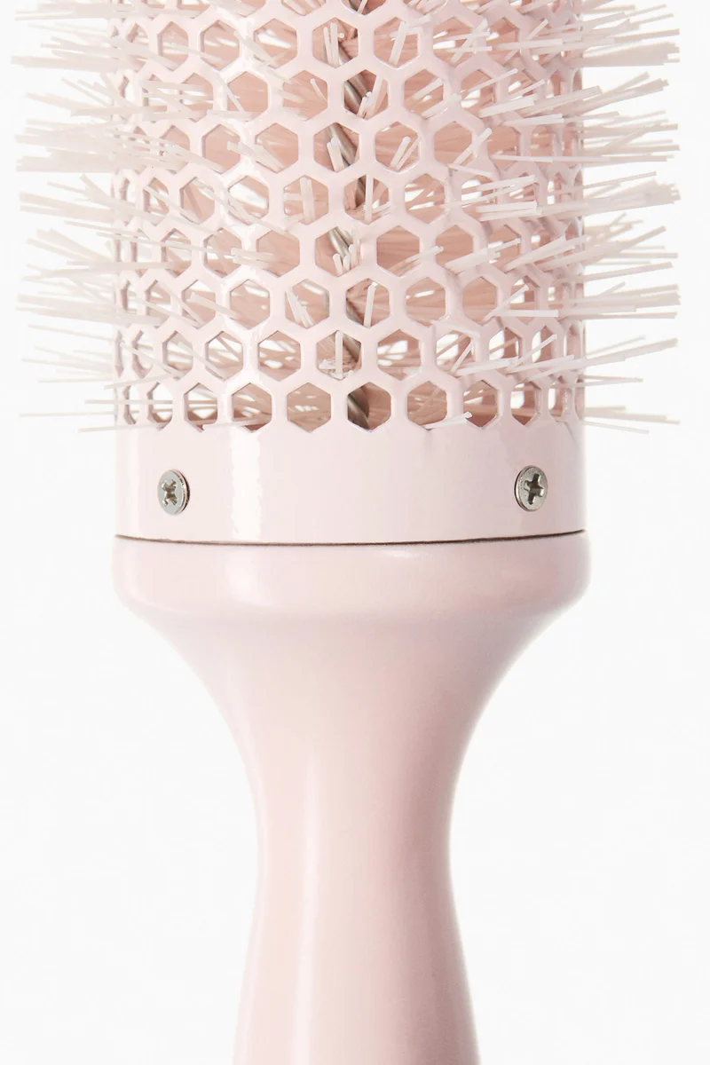 اتش اند ام فرشاة دائرية كبيرة