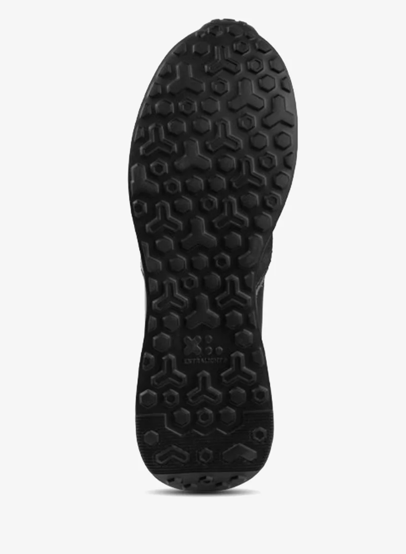 لانجوتش Men's Solaire Sneaker