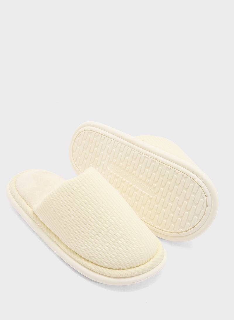 Ginger Ladies Casual Slipper  - Image 3