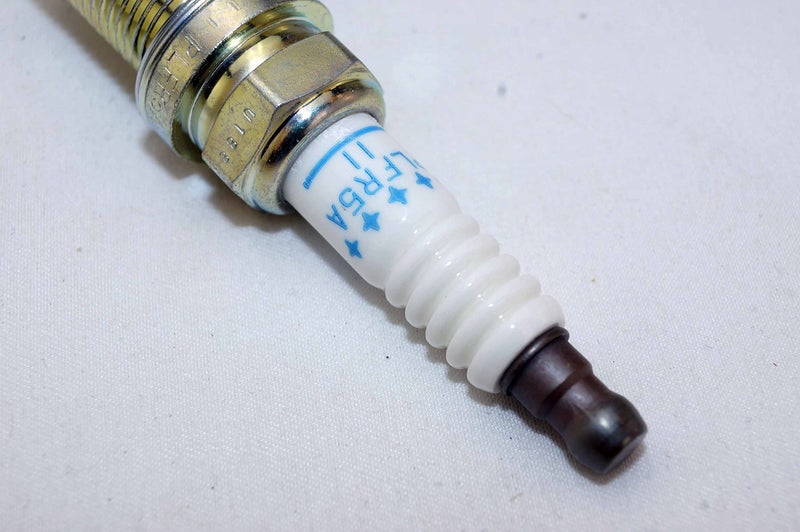 NGK شمعات الإشعال البلاتينية بالليزر NGK 6240 PLFR5A-11 - 6 قطع جديدة من NGK - Image 5