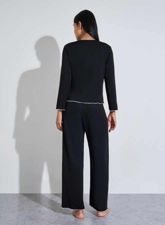 Styli Black Solid Lace Neck Contrast Trims Top and Pants Pyjama Set - Image 5