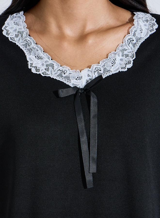 Styli Black Solid Lace Neck Contrast Trims Top and Pants Pyjama Set - Image 3