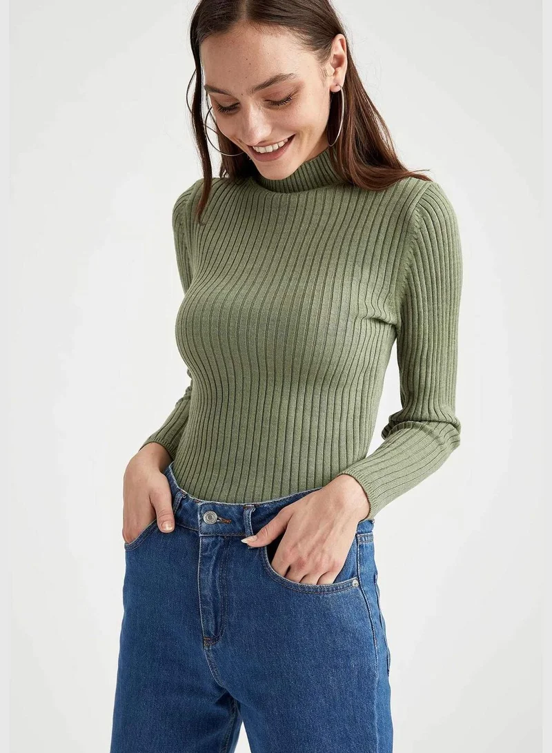 DeFacto Woman Fitted Mock Turtle Neck Pullover