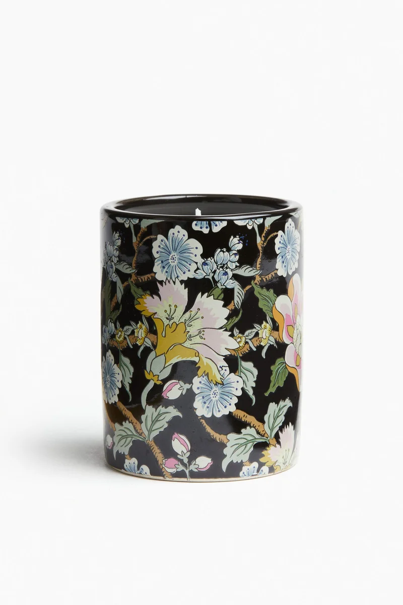 H&M Scented Candle In A Ceramic Holder