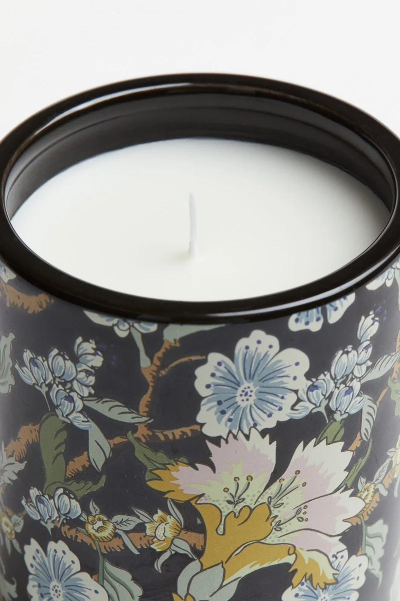 H&M Scented Candle In A Ceramic Holder