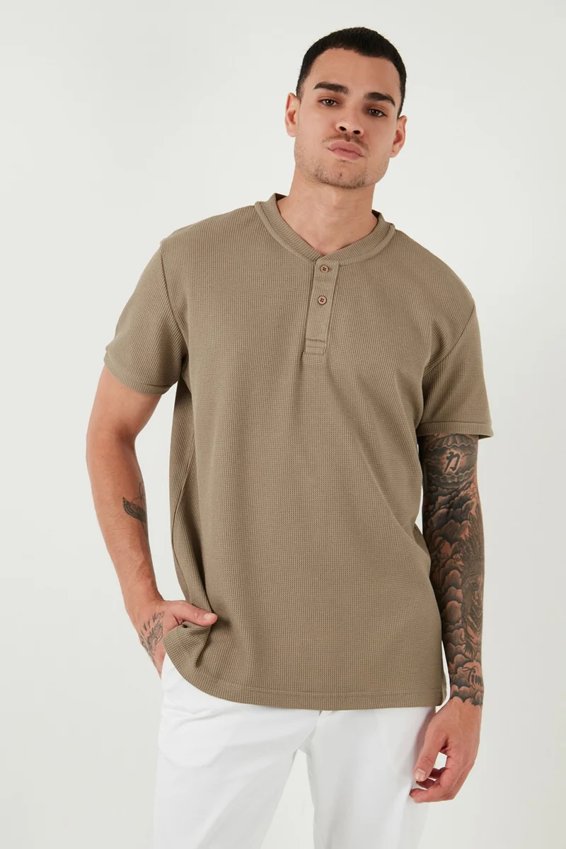 بوراتي Cotton Relaxed Fit Buttoned Crew Neck T Shirt Men's T Shirt 5902737