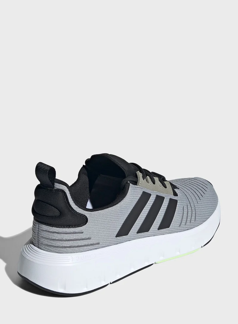 Adidas Swift Run 23