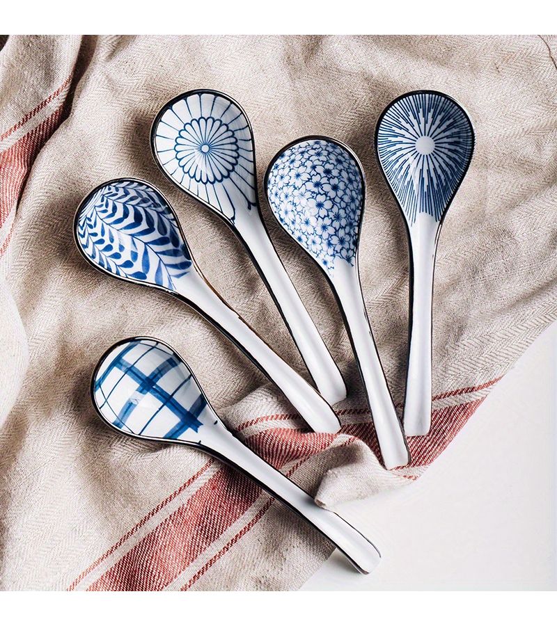5 Pcs Mixed Color Handmade Japanese High Temperature Underglaze Hand Painted Ceramic Soup Spoons Hook Spoon - Image 4
