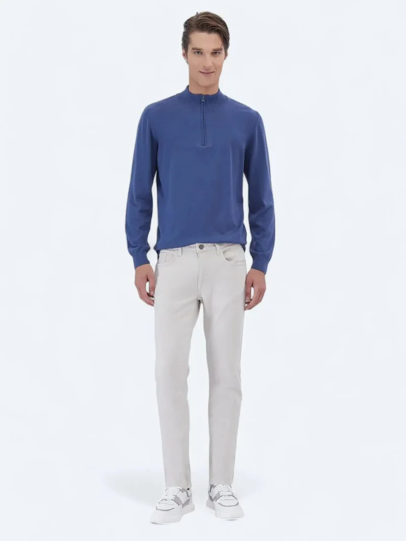 كيب بنطال قطني رمادي اللون بقصة ضيقة مناسب للإطلالات الكاجوال