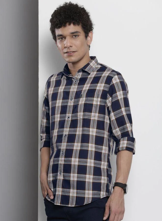 The Indian Garage Co The Indian Garage Co Men Navy Blue Checked Shirt with Slim Collar