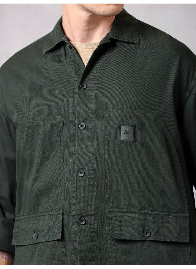 Beyoung Dark Olive Green Solid Cotton Twill Shirt for Men  - Image 2