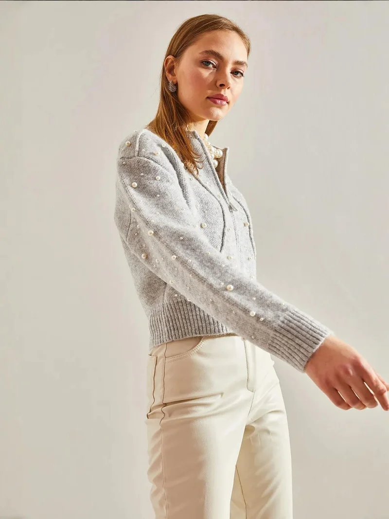 Bianco Lucci Pearl Embellished Zip-Up Crop Cardigan