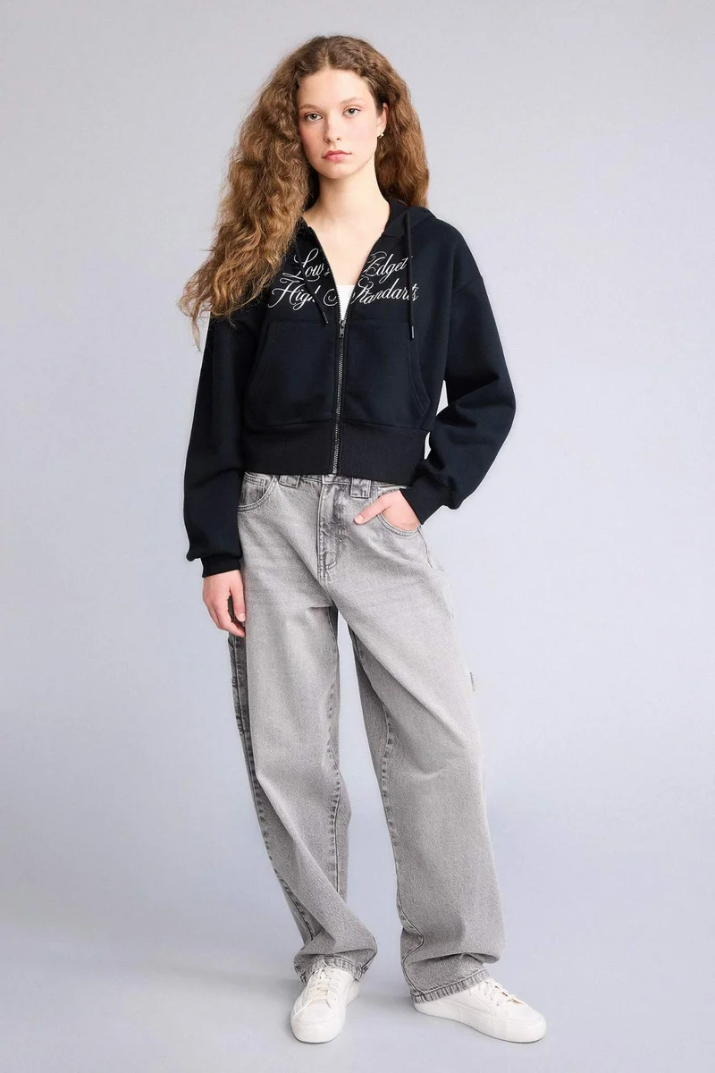 ديفاكتو Printed Zip-Up Hoodie
